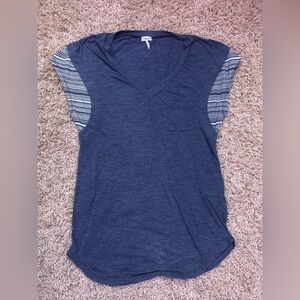 Splendid Navy Top with Striped Sleeves M